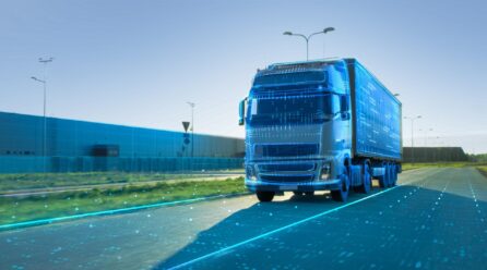 Intelligente tachograaf voor real-time truckbewaking op afstand