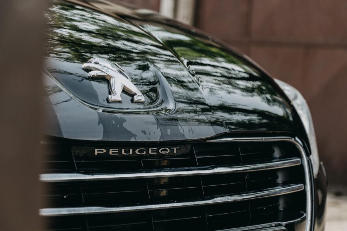 Peugeot Dealer